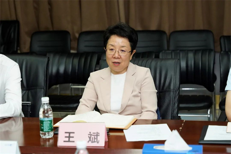 683f97cb1d769.jpg 683f97cb1d769.jpg